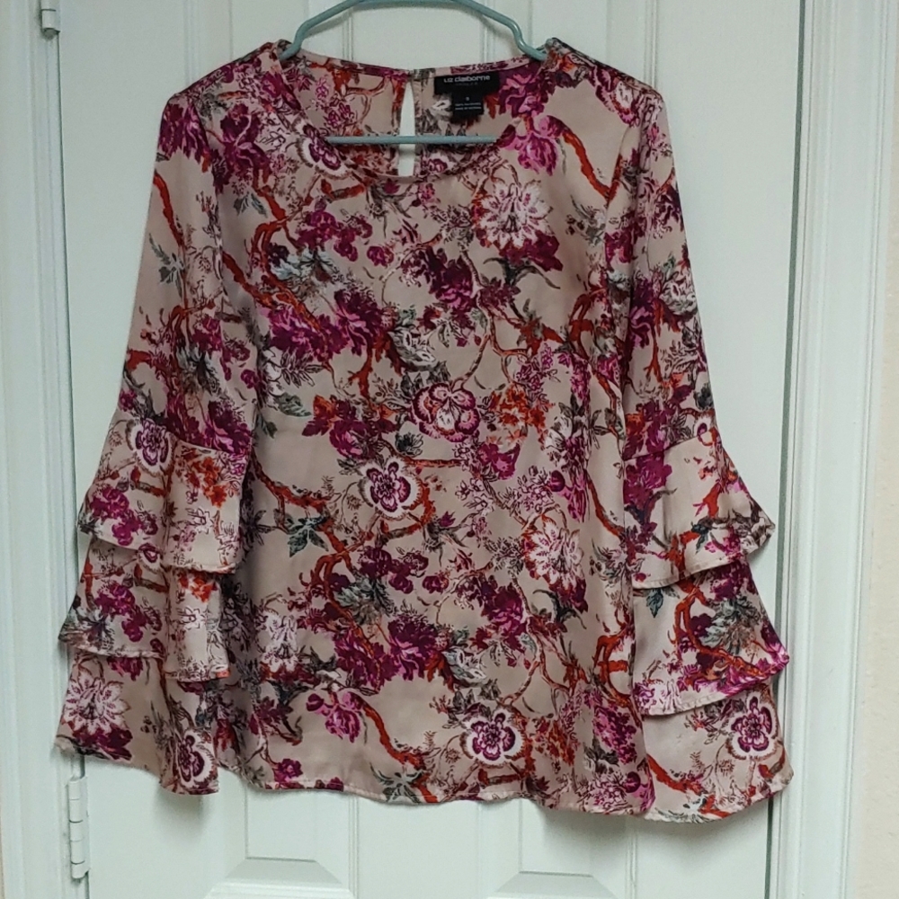 🔥 Flash sale!!!  🔥 Liz Claiborne Floral Ladies Top
